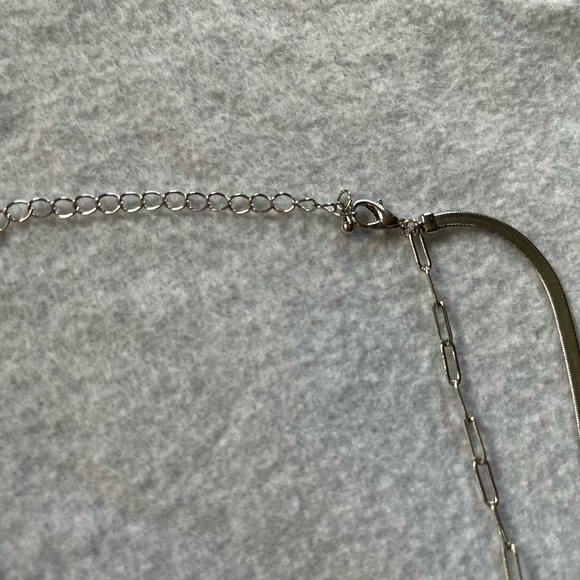 Francesca’s silver layered necklace - Picture 3 of 4